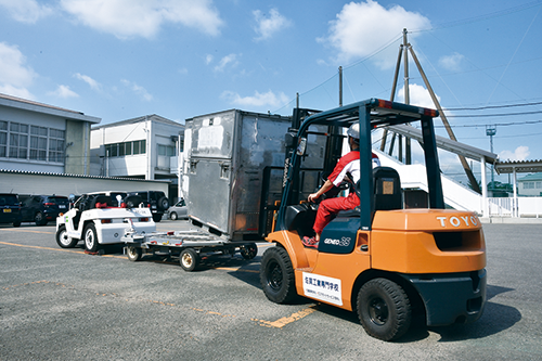 佐賀工業専門学校 エアポートサービス学科