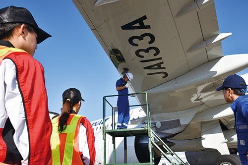 佐賀工業専門学校 エアポートサービス学科