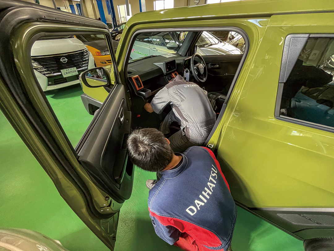 佐賀工業専門学校　自動車学科