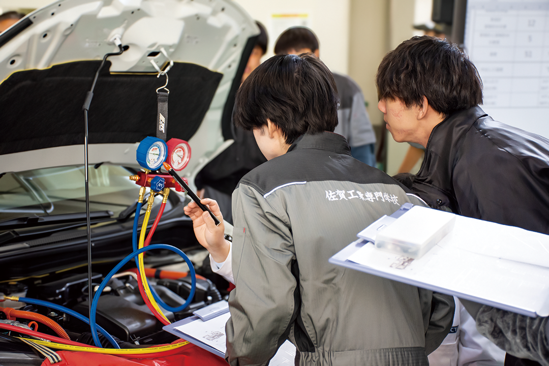 佐賀工業専門学校 企業実習